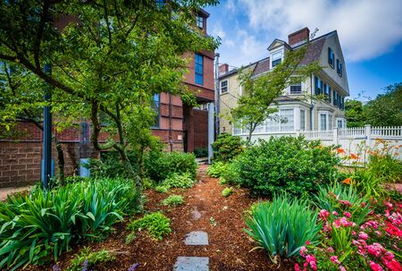 House and gardens in the College Hill neighborhood of Providence, Rhode Island.の写真素材
