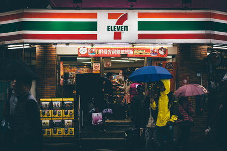 A 7-Eleven in the Daâan District, in Taipei, Taiwan.のeditorial素材