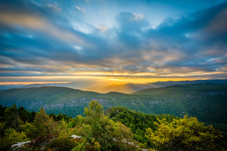 Sunset over the Blue Ridge Mountains from Table Rock, on the rim of Linville Gorge in Pisgah National Forest, North Carolina.の写真素材