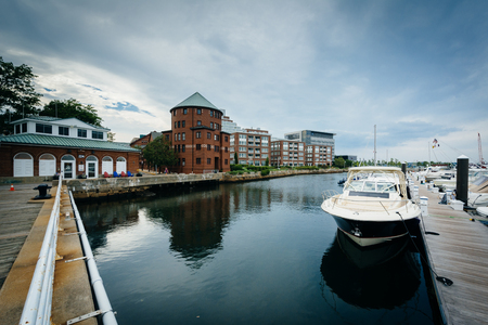 Marina and buildings along the Charles River, in Charlestown, Boston, Massachusetts.のeditorial素材