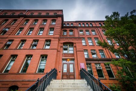 The Museum of Comparative Zoology, at Harvard University, in Cambridge, Massachusetts.のeditorial素材
