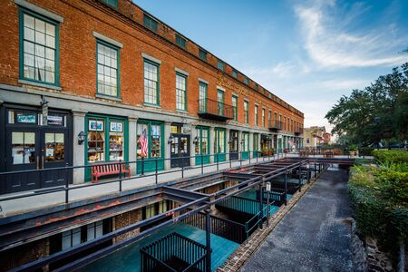 Old brick building along Bay Street, in Savannah, Georgia.のeditorial素材