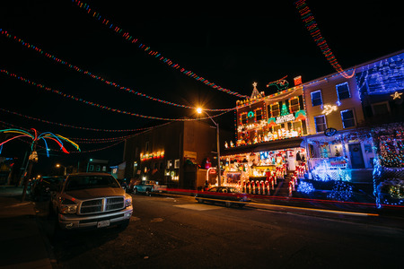 The Miracle on 34th Street Christmas lights at night, in Hampden, Baltimore, Maryland.のeditorial素材