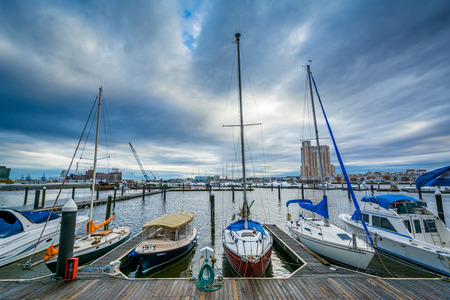 A marina in Harbor East, Baltimore, Maryland.のeditorial素材