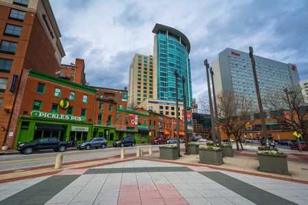 View of buildings along Washington Boulevard, in downtown Baltimore, Maryland.のeditorial素材