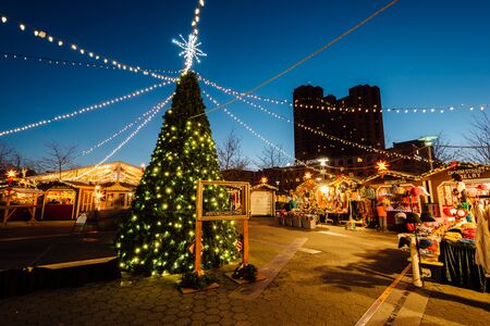 Christmas tree at the Inner Harbor at night, in Baltimore, Maryland.のeditorial素材