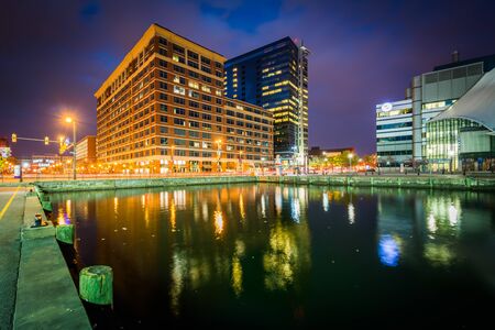 Buildings along Pratt Street at night, in the Inner Harbor, Baltimore, Maryland.のeditorial素材
