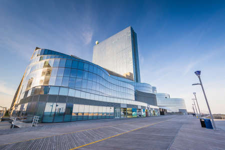 Modern architecture and the Boardwalk in Atlantic City, New Jersey.のeditorial素材