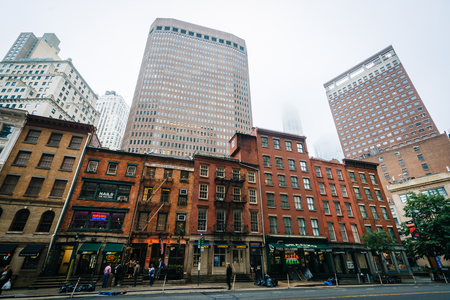 Water Street, in the Financial District of Manhattan, New York City.のeditorial素材