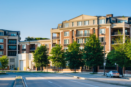 Key Highway and residences at the Inner Harbor in Baltimore, Marylandのeditorial素材
