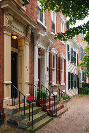 Row houses in Alexandria, Virginiaの写真素材