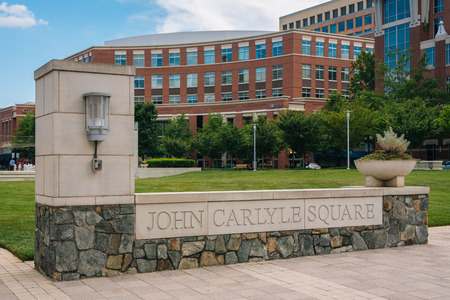 The John Carlyle Square in Alexandria, Virginiaのeditorial素材
