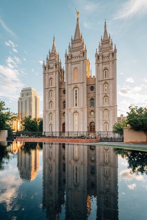 Reflections of the Salt Lake LDS Temple, at Temple Square, in Salt Lake City, Utahの写真素材