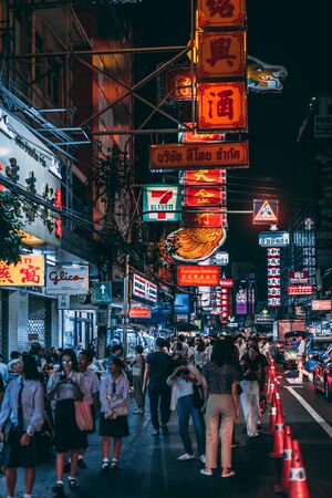 Neons signs at night in Chinatown, Bangkok, Thailandのeditorial素材