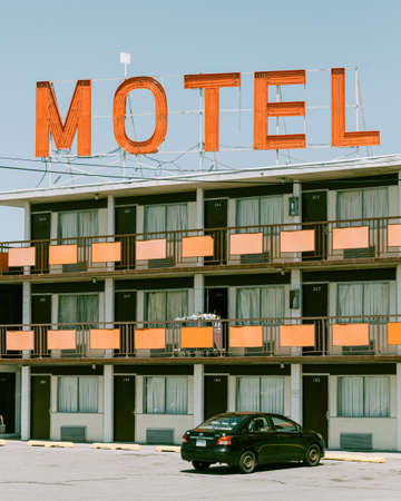 Vintage motel sign at the Beltway Motel, in Baltimore, Marylandのeditorial素材