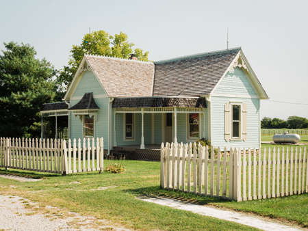 A house in Red Oak II, on Route 66 in Missouriの写真素材