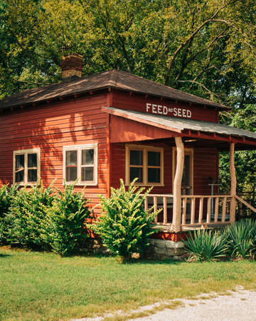 Little house with Feed and Seed sign, at Red Oak II on Route 66 in Missouri