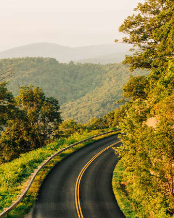 The Blue Ridge Parkway, near Afton, Virginiaの写真素材