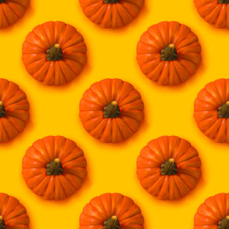 Halloween seamless pattern on yellowのイラスト素材