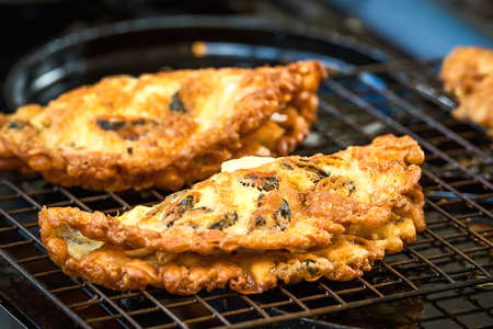 Fried clams crispy with omelet is delicious.