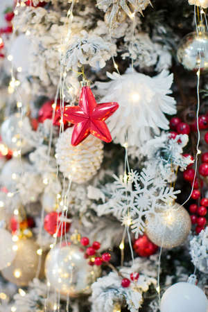 Christmas tree with red and white decorations