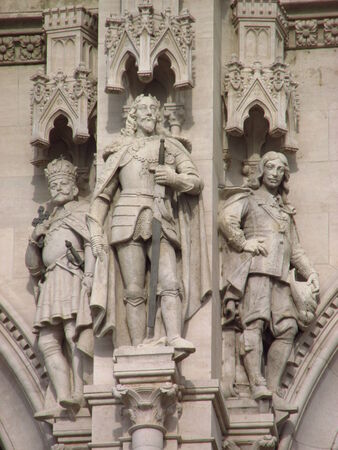 figures on the building of Budapest parliamentの写真素材