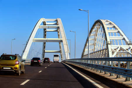 Traffic on the new Crimean bridge