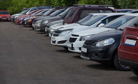 number of cars on the outside in the parking lot