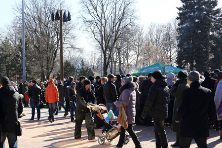 DONETSK - FEBRUARY 22: Celebrating Russian Maslenitsa festival in Donetsk. February 16, 2015 in Donetsk.のeditorial素材