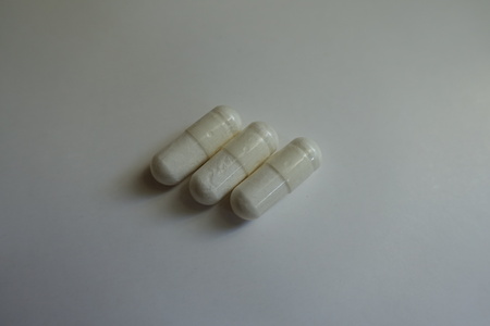 Veggie capsules of magnesium citrate (three items)
