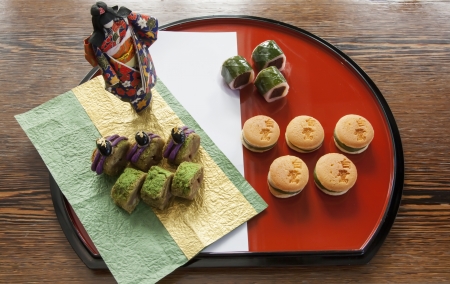 stylish Japanese wooden rolls plateの写真素材