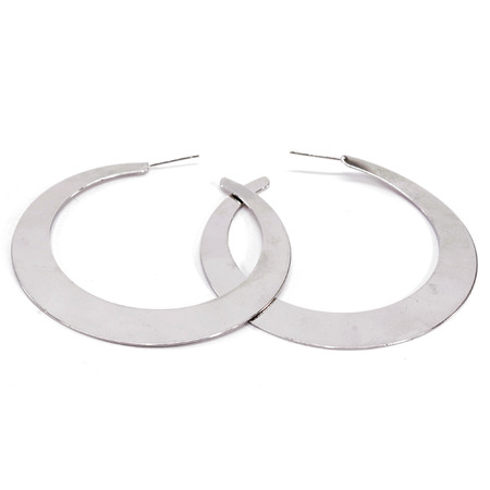 Silver Flat Hoop Earringsの写真素材
