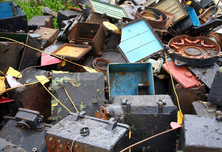 METAL SCRAP USED MACHINE PARTS  RAW MATERIALS FOR REMELTING