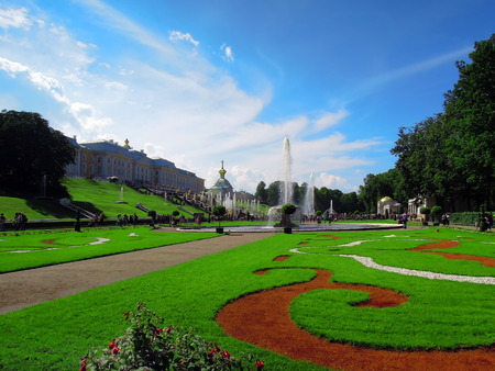 Pedestrian Park in Peterhof in the summer season.の写真素材