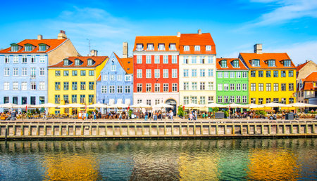 Colorful houses in Nyhavn harbour, Copenhagen, Denmarkのeditorial素材