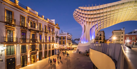 Sevilla, Spain â 14 March, 2021: Metropol Parasol or Seville Mushrooms night view, Spainのeditorial素材
