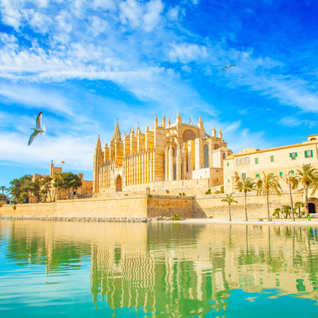 Scenic view of Cathedral Palma de Mallorca, Spainのeditorial素材