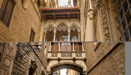Bishop's Bridge (El Pont del Bisbe) in Barri Gotic quarter of Barcelona city, Spain 2022.のeditorial素材