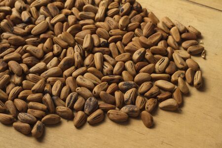 Toasted pinions 