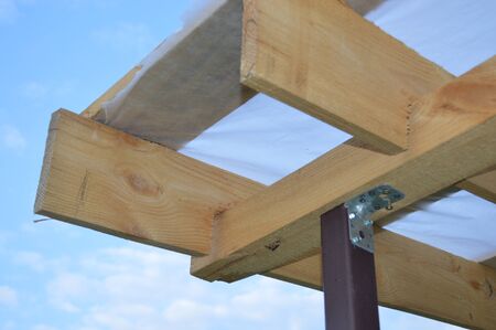 Roof construction and roofing