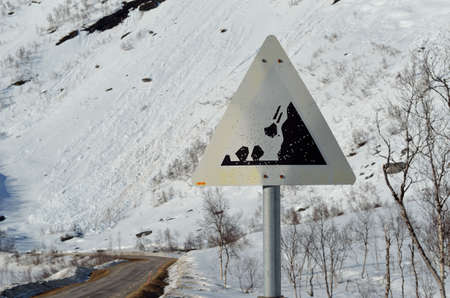 Close up shot of  danger falling rock  signの写真素材