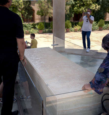 Shiraz, Iran,16 july 2021 Tomb or grave of Aramgah-e Hafez, iranian traditional architectureのeditorial素材