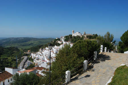 View of the town and surrounding countryside, pueblo blanco, Casares, Costa del Sol, Malaga Province, Andalucia, Spain, Western Europe の写真素材