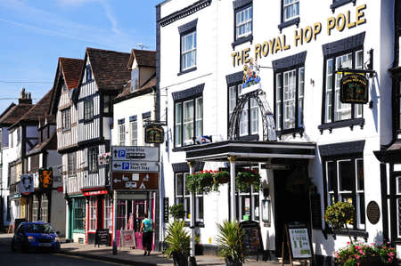 The Royal Hop Pole Hotel along Church Street, Tewkesbury, Gloucestershire, England, UK, Western Europe.のeditorial素材