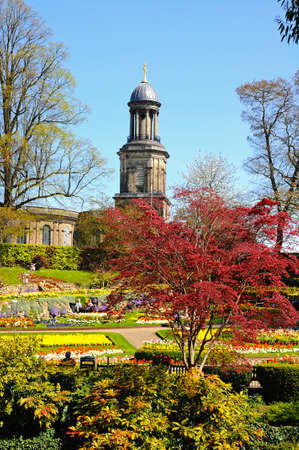 View of The Dingle formal garden in Quarry Park during the Springtime with St Chads church to the rear, Shrewsbury, Shropshire, England, UK, Western Europe.のeditorial素材