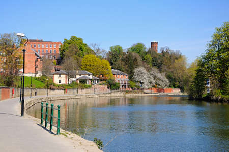 View along the River Severn and Embankment buildings, Shrewsbury, Shropshire, England, UK, Western Europe.のeditorial素材