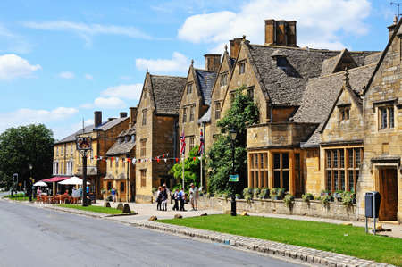 View of The Lygon Arms Hotel along High Street, Broadway, Cotswolds, Worcestershire, England, UK,...