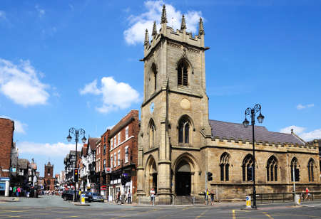 St. Michaels Church on the corner of Bridge Street and Pepper Street with St Peters Church to the rear, Chester, Cheshire, England, UK, Western Europe.のeditorial素材