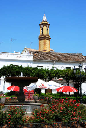 Fountain and pavement cafes in the Plaza las flores, Estepona, Malaga Province, Andalucia, Spain, Western Europe.のeditorial素材