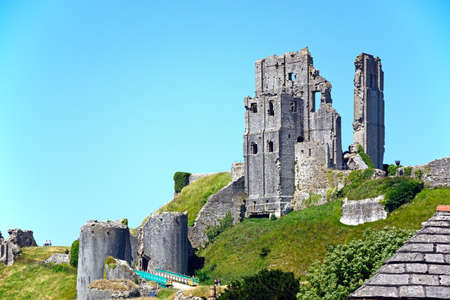View of Corfe castle on the hilltop, Corfe, Dorset, England, UK, Western Europe.のeditorial素材